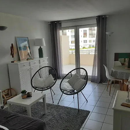 Superbe Pleine Vue Et Acces Direct Place Sans Route A Traverser Au Sein De La Les Rivages De Rochelonge Front De Classement De Tourisme 3 Etoiles Agde
